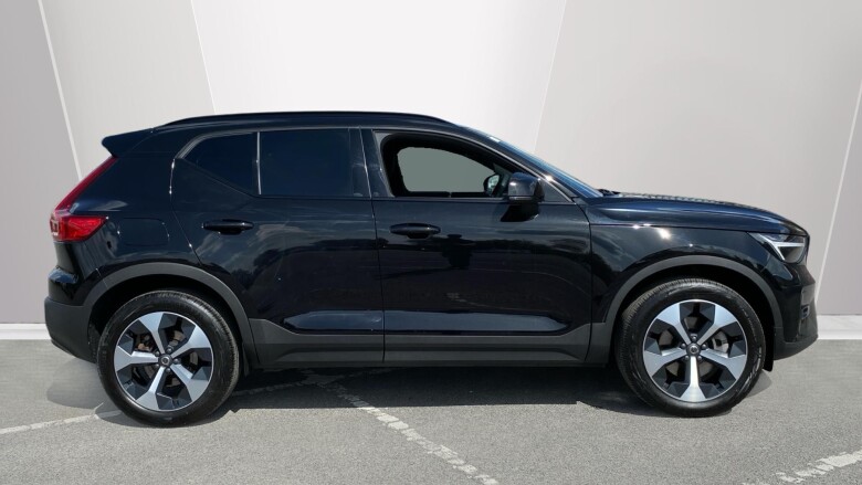 Volvo XC40 2.0 B4P Plus Dark 5dr Auto Petrol Estate